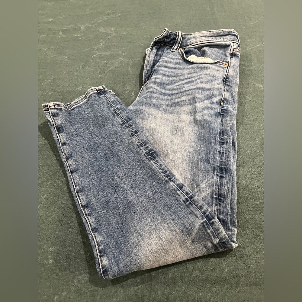 American Eagle Airflex + Move-Free Athletic Fit Jean